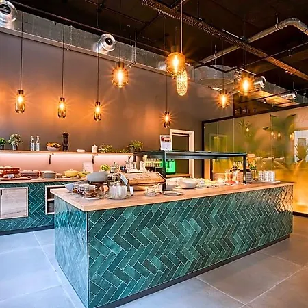 Ninetynine Hotel