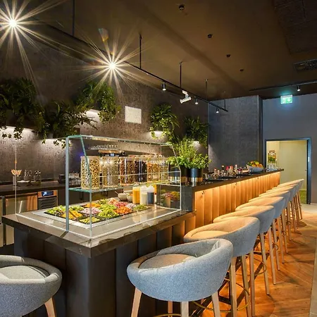 Ninetynine 3* وبرتال