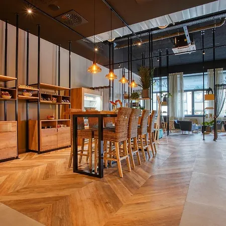 Ninetynine وبرتال